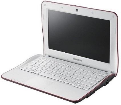 Nuovo notebook Samsung NF310 con tastiera resistente ai liquidi e nuovo processore Intel Atom. 