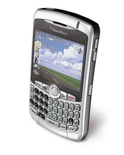 BlackBerry Curve 8310, smartphone con GPS integrato ideale per i professionisti in esclusiva per Vodafone