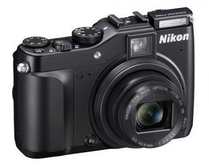 Nuova fotocamera Nikon Coolpix P7000. Caratteristiche tecniche e funzioni