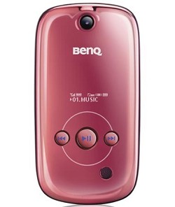 Cellulare BenQ T51, dedicato alle donne. Design accattivante, fotocamera da 2 megapixel con flash.