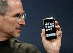 L?ÇÖiPhone si apre ai software non sviluppati da Apple, offrendo agli utenti un universo di nuove opportunit?á