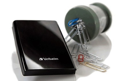 Recensione e prezzo hard disk portatile SuperSpeed Store'n'go di Verbatim 500 GB