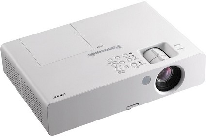 Video proiettore portatile Panasonic PT-LB3U LCD: caratteristiche tecniche e prezzo