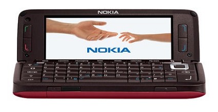 Cellulare Nokia E90 Communicator: il cellulare per Internet ed email che vuole contrastare il Blackberry