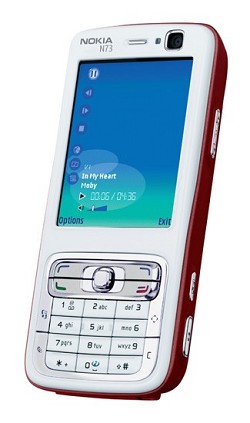 Cellulare Nokia N73: una vera e propria fotocamera digitale di elevata qualit?á tecnologica integrata in un telefonino