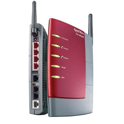 Modem, Router, Centralino PBX insieme in un unico dispositivo. Telefonate Voip e collegamenti Internet wireless. E' il Fritz!Box