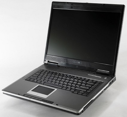 Notebook Asus U1: un portatile ultracompatto e completo che pesa meno di 1 KG