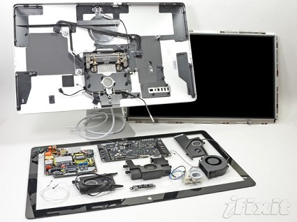Nuovo monitor Apple Thunderbolt da 27 pollici: cosa c'? dentro?