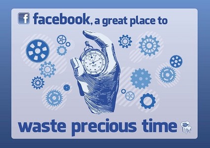 Google ?� ancora il sito visitato da pi?? persone, ma su Facebook si passa pi?? tempo
