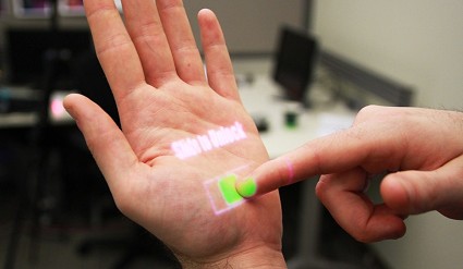 Omnitouch: la sensazionale tecnologia wearable che fa diventare qualsiasi superficie un touchscreen