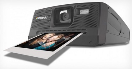 Nuova fotocamera digitale Polaroid Z340: scatta, ritocca e stampa in pochi semplici passi