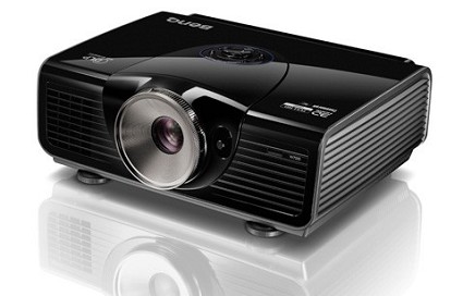 Videoproiettore BenQ DLP HD W7000 a 1080p: specifiche e prezzo
