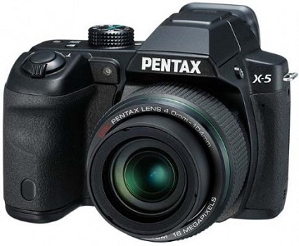 Nuova fotocamera superzoom Pentax X-5: caratteristiche tecniche