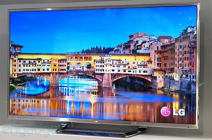 LG batte Sony nel lancio della TV da 84 pollici