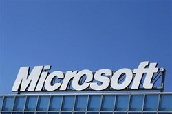 Hispalinux denuncia Microsoft all'anti-trust della Commissione Europea 