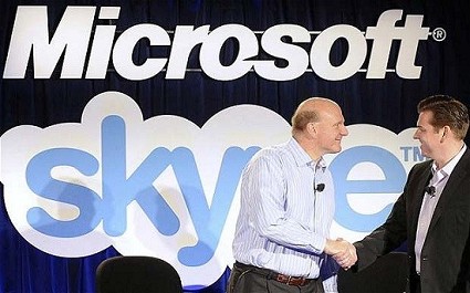 Attenti! Microsoft spia i vostri messaggi su Skype 