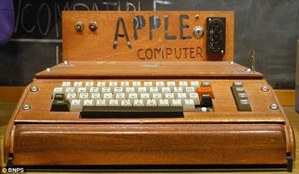 Archeologia del computer: Apple 1 all'asta per mezzo milione di dollari