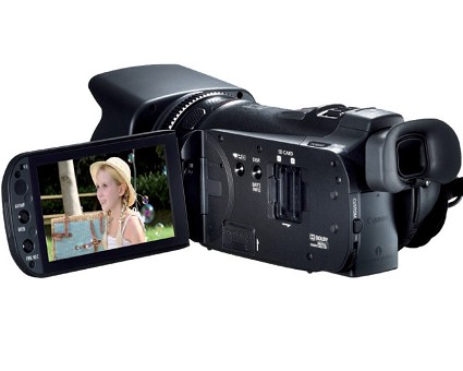 Videocamera Canon Legria HF G25: 100 euro di sconto fino al 15 luglio