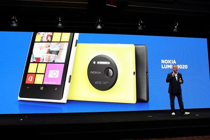 Nokia Lumia 1020: il nuovo camera phone presentato in America