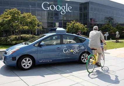 Google progetta automobili guidate dai robot