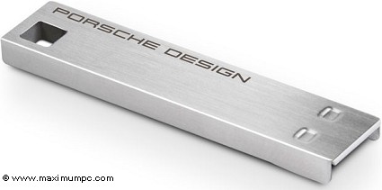 LaCie Porsche Design USB Key: hard disk da 32 GB grande come un pen drive
