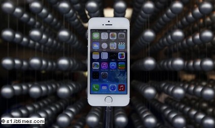 Apple iPhone 5S: problemi di fabbricazione per la batteria