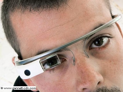 California: Google Glass alla guida, multata donna