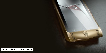 Nuovo smartphone luxury Tonino Lamborghini prezzo 3000 euro