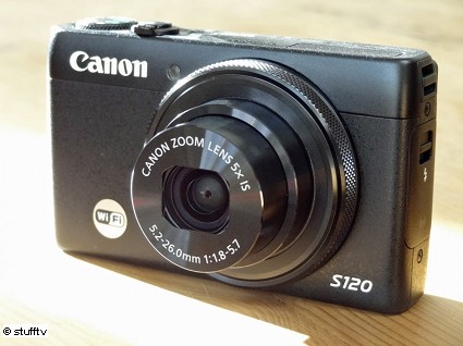 Nuova Canon S120: super compatta per utenti esperti