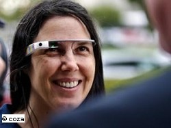 Alla guida con i Google Glass: signora californiana rischia la prigione 