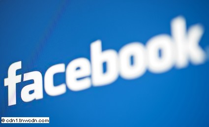 Facebook: pronta al lancio la nuova app Slingshot