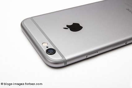 Apple: volano le vendite dell'iPhone 6. E' nuovo record