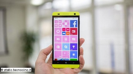 Kazam Thunder 450W: nuovo smartphone Windows Phone 8.1. Caratteristiche tecniche, novit? e prezzo 