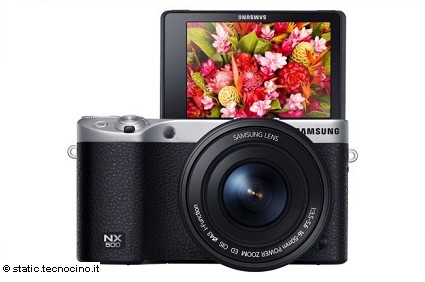 Samsung NX500 nuova fotocamera per i pi?? esperti: caratteristiche tecniche e prezzo