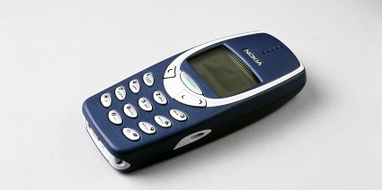 Nokia 3310: il colosso finlandese si prepara a rilanciare sul mercato il celebre cellulare. Prime indiscrezioni