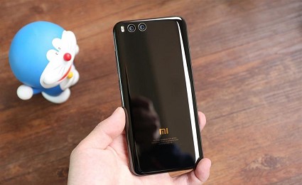 Nuovo smartphone Xiaomi Mi6 in vendita e Jackie Chan Limited Edition: le caratteristiche tecniche 