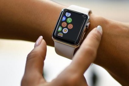 Nuovo Apple Watch con nuove funzionalit? per elettrocardiogramma e controllo sintomi Parkinson