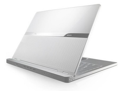 Dell Adamo: il nuovo notebook supersottile destinato a far concorrenza al MacBookAir di Apple. Caratteristiche tecniche e connettivit?. 