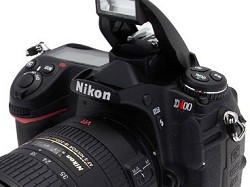 Nuova Nikon D400 entro l?estate? Le prime indiscrezioni sul nuovo modello reflex erede del D300. 