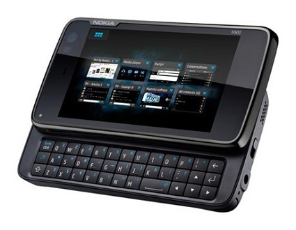 Nokia N900 con Maemo 5: nuovo cellulare touchscreen con tastiera QWERTY e memoria espandibile fino a 48GB. Le caratteristiche tecniche