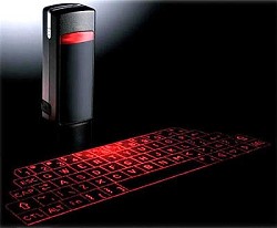 Tastiera per cellulari e smarthphone virtuale a raggi infrarossi: Laser Virtual Keyboard, che crea una tastiera identica a quella di un computer
