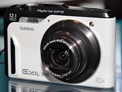 Casio Exilim EX-H10: nuovo prototipo di fotocamera compatta con GPS integrato