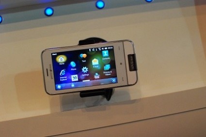 Garmin Nuvifone M10: nuovo smartphone Asus con navigatore satellitare integrato. Le caratteristiche tecniche