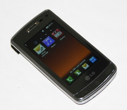 LG Crystal: nuovo smartphone con tastiera trasparente e ricco di funzioni. Le caratteristiche tecniche