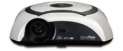 Proiettore home cinema portatile con lettore DVD e casse stereo incorporate. Per vedere i film ovunque si desideri.