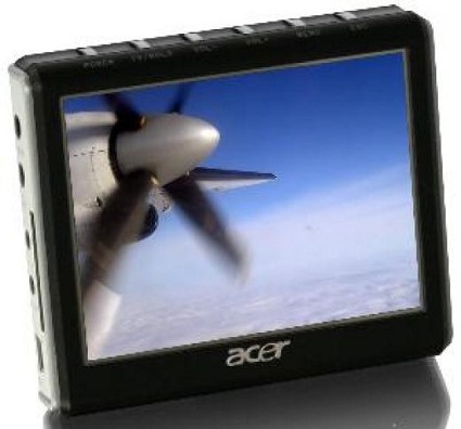 Lettore MP3 che supporta video DivX. Grande schermo e durata batterie molto lunga, radio incorporata: ? il nuovo Acer Mp-400.